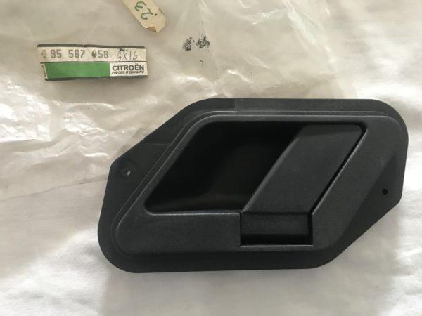 95567058 Puxador porta esquerdo Citroen BX