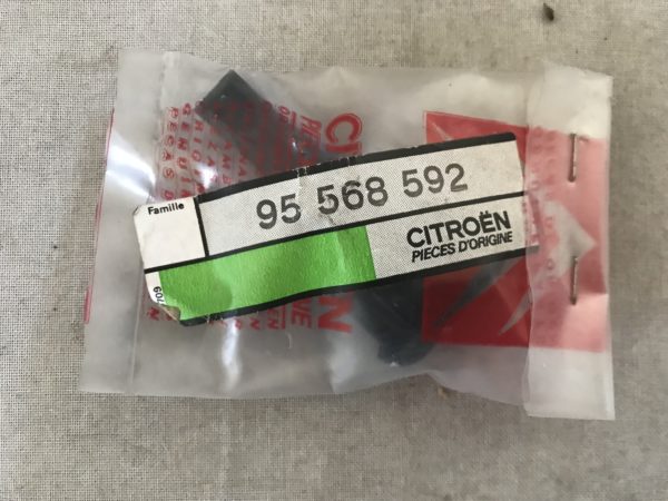 95568592 Ponteira apoio cabeça Citroen BX