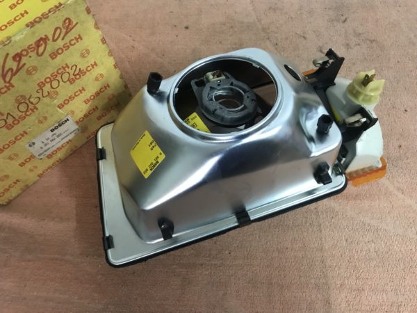 0301062002 Farol direito Opel Rekord E