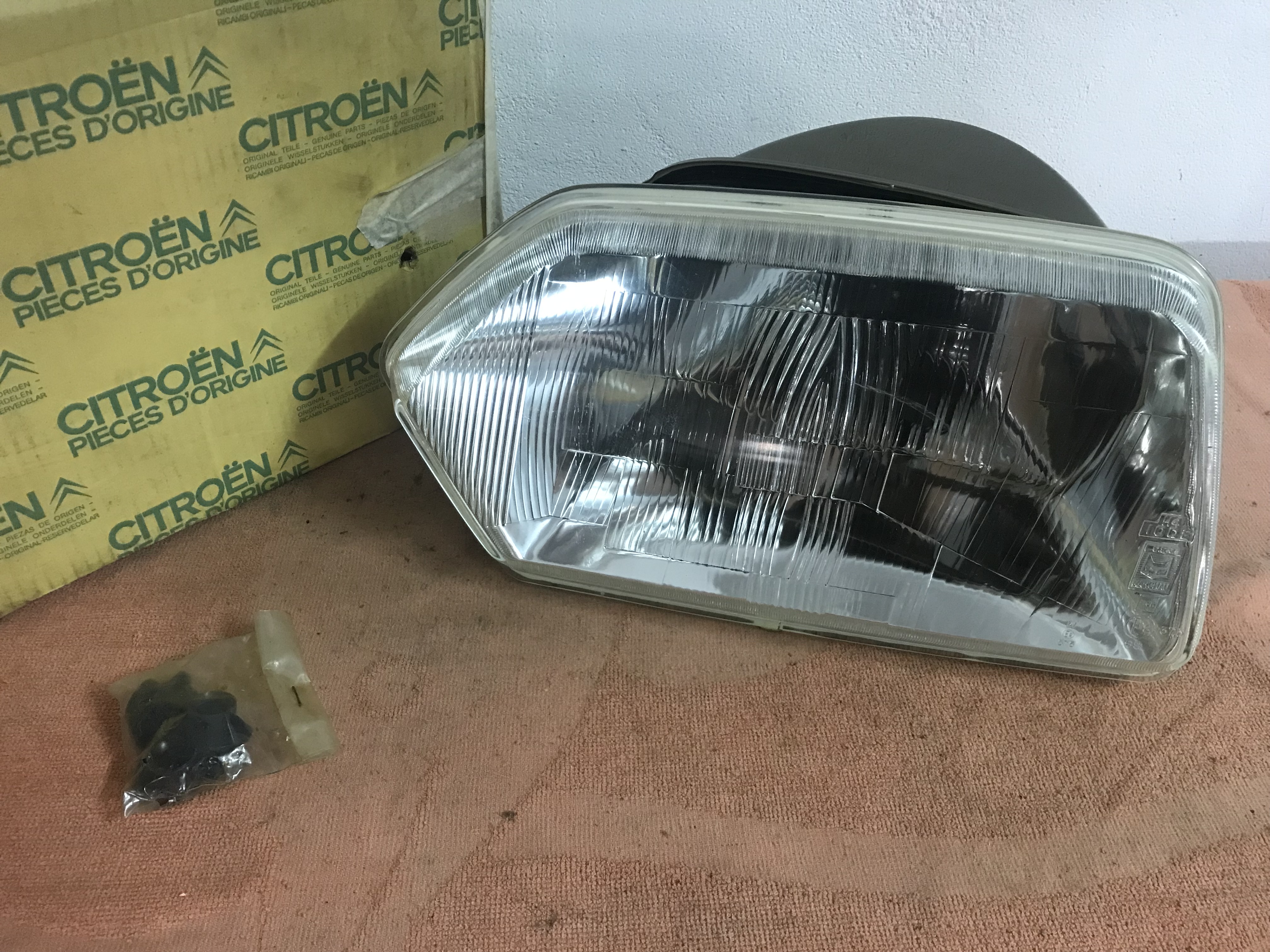 5507416 Farol esquerdo Citroen GS / GSA