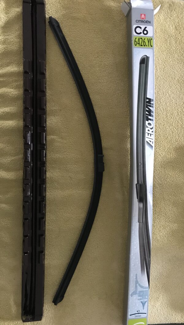 6426YC Escova limpa vidros direita Citroen C6