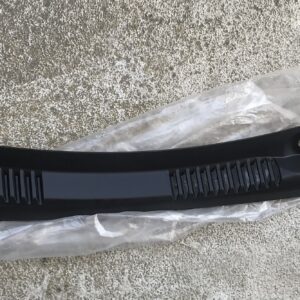 8251HG Grelha curcuvan Citroen DS3