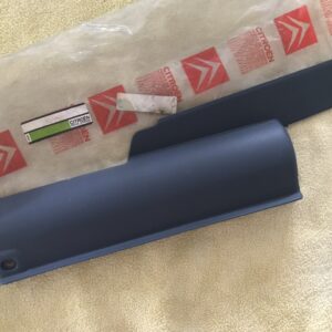 95631016TR Acabamento exterior banco Citroen AX
