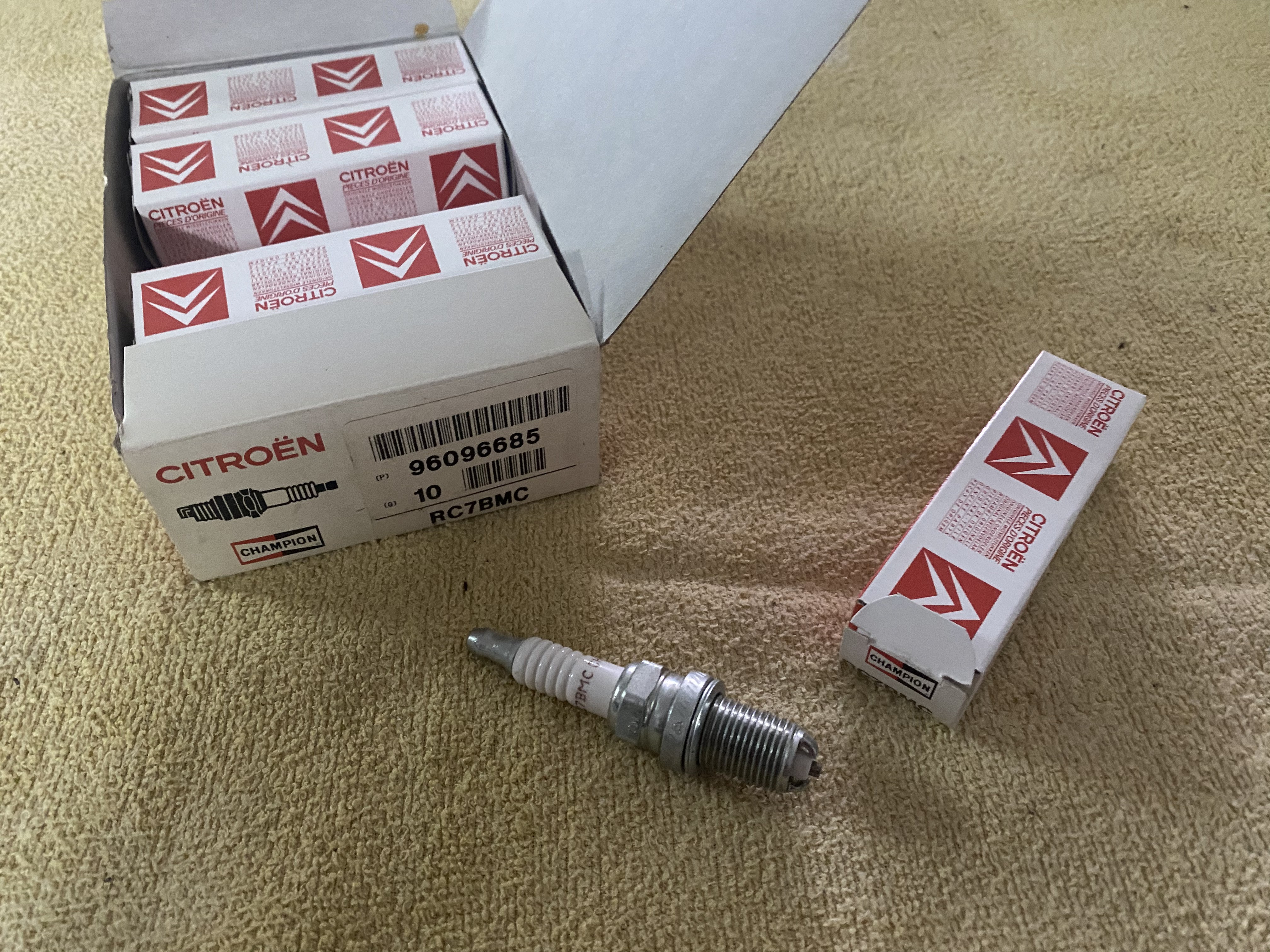 96096685 Vela ignição Citroen / Peugeot