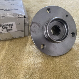 330774 Cubo roda frente Citroen AX