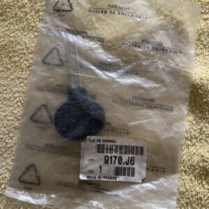 9170J8 Chave em bruto Citroen Saxo