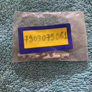 7903079061 Clip acabamento friso Citroen CX